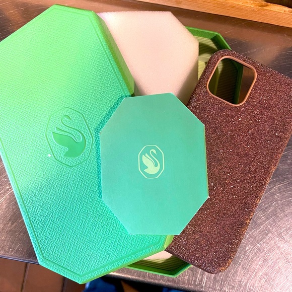 12 pro Swarovski Crystal pink blush phone case - Picture 3 of 11